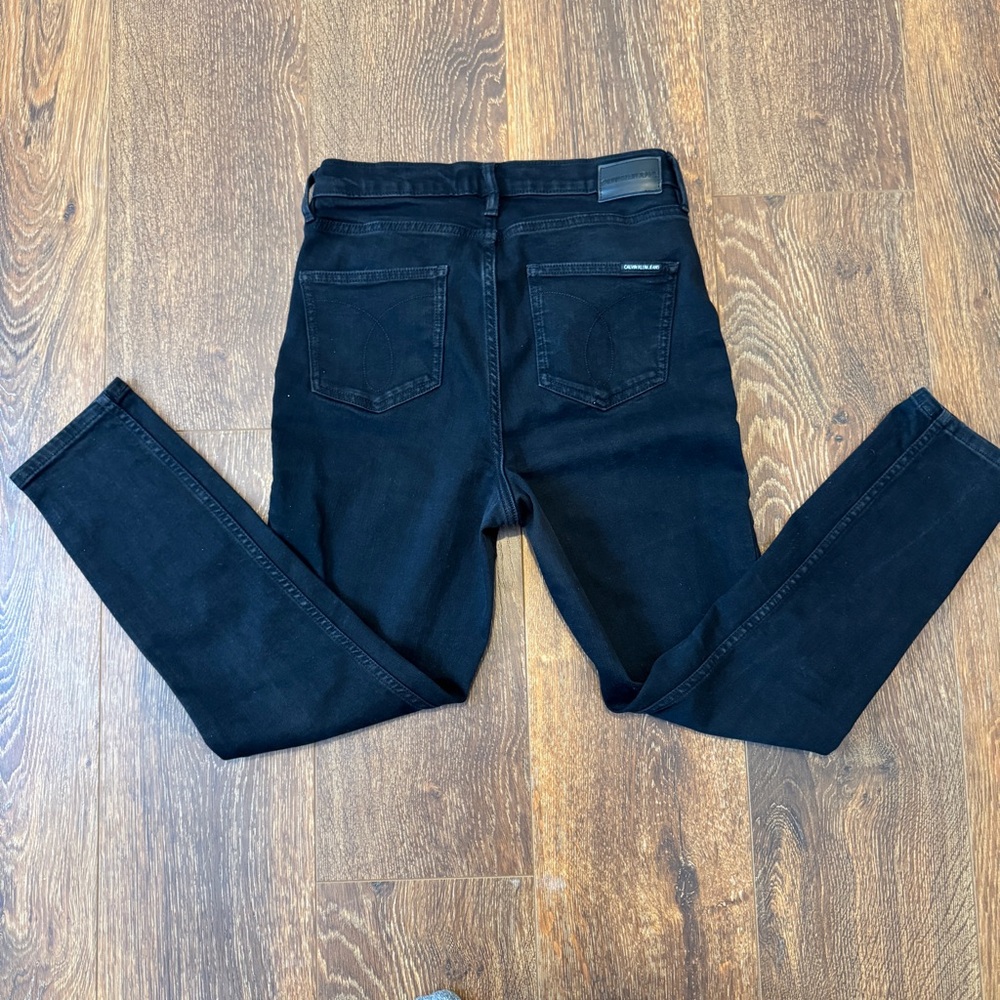 Calvin Klein Women’s Black Button Fly Jeans size 10 / 30